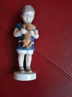 Royal Copenhagen beeldje: Jongen met teckel, Ophalen of Verzenden