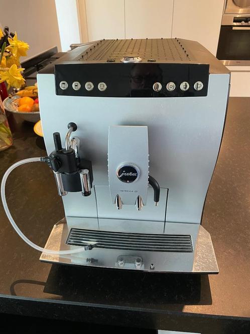 Jura Z5, Witgoed en Apparatuur, Koffiezetapparaten, Gebruikt, Koffiebonen, Espresso apparaat, 10 kopjes of meer, Afneembaar waterreservoir