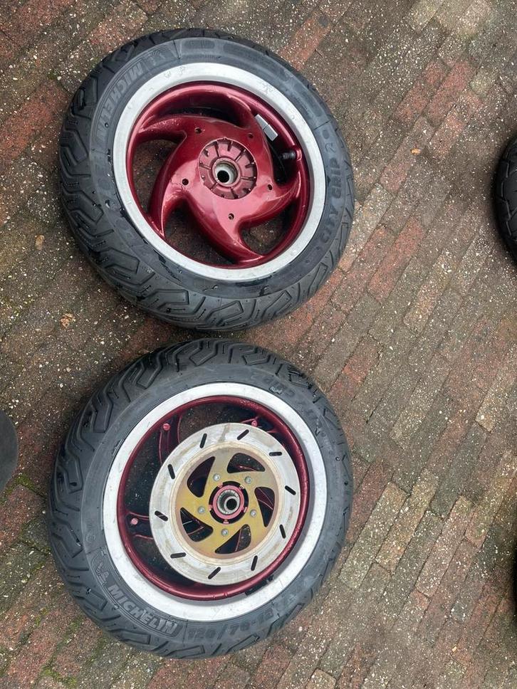 Gilera runner single disk 125cc - 180cc velgenset, Motoren, Tuning en Styling, Ophalen