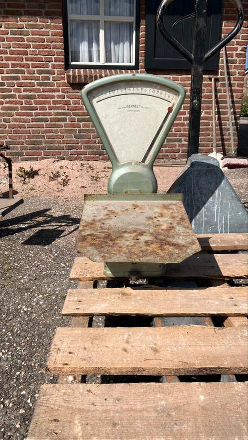 Diverse antieke weegschalen metaal en hout, Witgoed en Apparatuur, Weegschalen, Niet werkend, 500 gram of grover, 50 tot 100 kg
