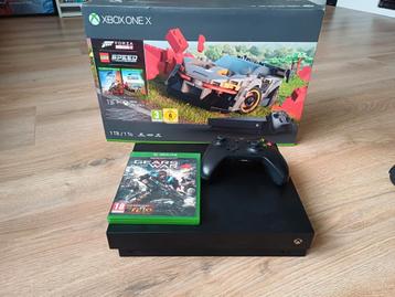 Xbox One X + Controller + Gears of War 4 beschikbaar voor biedingen