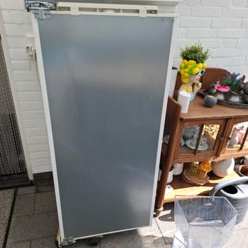 Inbouwkoelkast 122 cm hoog - Nette staat beschikbaar voor biedingen