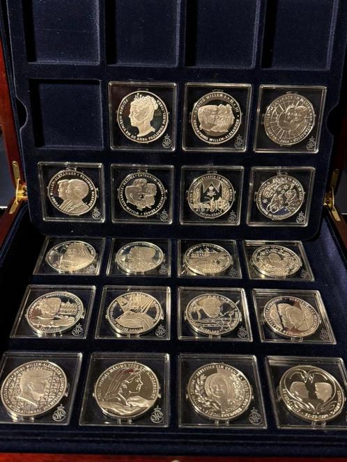 Collectie 19 zilveren penningen Willem-Alexander en Maxima, Postzegels en Munten, Munten | Nederland, Overige waardes, Koningin Beatrix