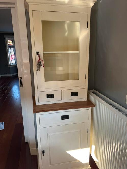 Vitrinekast Lisa - rustiek wit, Huis en Inrichting, Kasten | Buffetkasten, Zo goed als nieuw, 200 cm of meer, 50 tot 100 cm, 25 tot 50 cm