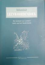 Leenwoordenboek Nicoline van der Sijs  invloed andere talen, Verzenden, Zo goed als nieuw, Overige uitgevers, Nederlands