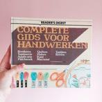 Boek Complete gids voor handwerken, Reader's Digest 1982, Boeken, Ophalen of Verzenden, Zo goed als nieuw, Reader's Digest