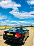 Te koop: Volvo C70 2.0 D AUT 2010, zwart, APK juli 2026, Cabriolet, 4 stoelen, Zwart, Origineel Nederlands