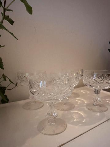 Set van 5 kristallen glazen jaren 60 beschikbaar voor biedingen