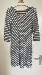 Geisha jurk maat 40 / L, Kleding | Dames, Jurken, Ophalen of Verzenden, Gedragen, Maat 38/40 (M), Knielengte