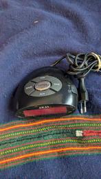 Elektrische Wekker - AKAI, Ophalen of Verzenden, Gebruikt, Digitaal, Wekker of Tafelklok