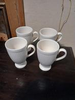 Wedgwood Windsor mokken op voet, 4stuks, Huis en Inrichting, Keuken | Servies, Keramiek, Ophalen of Verzenden, Zo goed als nieuw