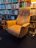 Prachtige sta-op stoel. Zo goed als nieuw., Huis en Inrichting, Fauteuils, Ophalen, Minder dan 75 cm, Zo goed als nieuw, 75 tot 100 cm