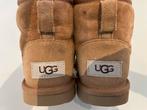 Ugg kids zeer mooie schoenen, Kinderen en Baby's, Ophalen of Verzenden, Zo goed als nieuw, Schoenen