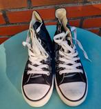 Gympen met doodskoppen en studs stoer nieuw maat 39, Kleding | Dames, Ophalen of Verzenden, Nieuw, Zwart, Sneakers of Gympen