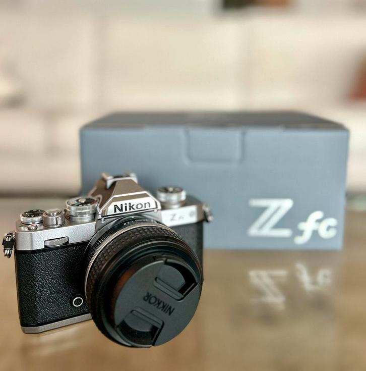 Nikon Z fc 28/2.8 Special edition, Audio, Tv en Foto, Fotocamera's Digitaal, Zo goed als nieuw, Nikon, 8 keer of meer, Ophalen