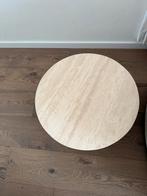 Travetine bij zet tafel nieuw!, Huis en Inrichting, Tafels | Bijzettafels, Ophalen of Verzenden, Zo goed als nieuw, Rond, Hout