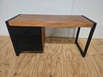 Bureau britt van mangohout 145 cm lang, Huis en Inrichting, Bureaus, Ophalen, Gebruikt, ., .