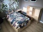 Jongenskamer bed kast bureau gemaakt van underlayment, Huis en Inrichting, Slaapkamer | Complete slaapkamers, Eenpersoons, Zo goed als nieuw