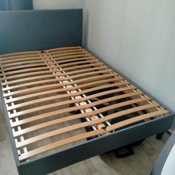 Bed  140x200