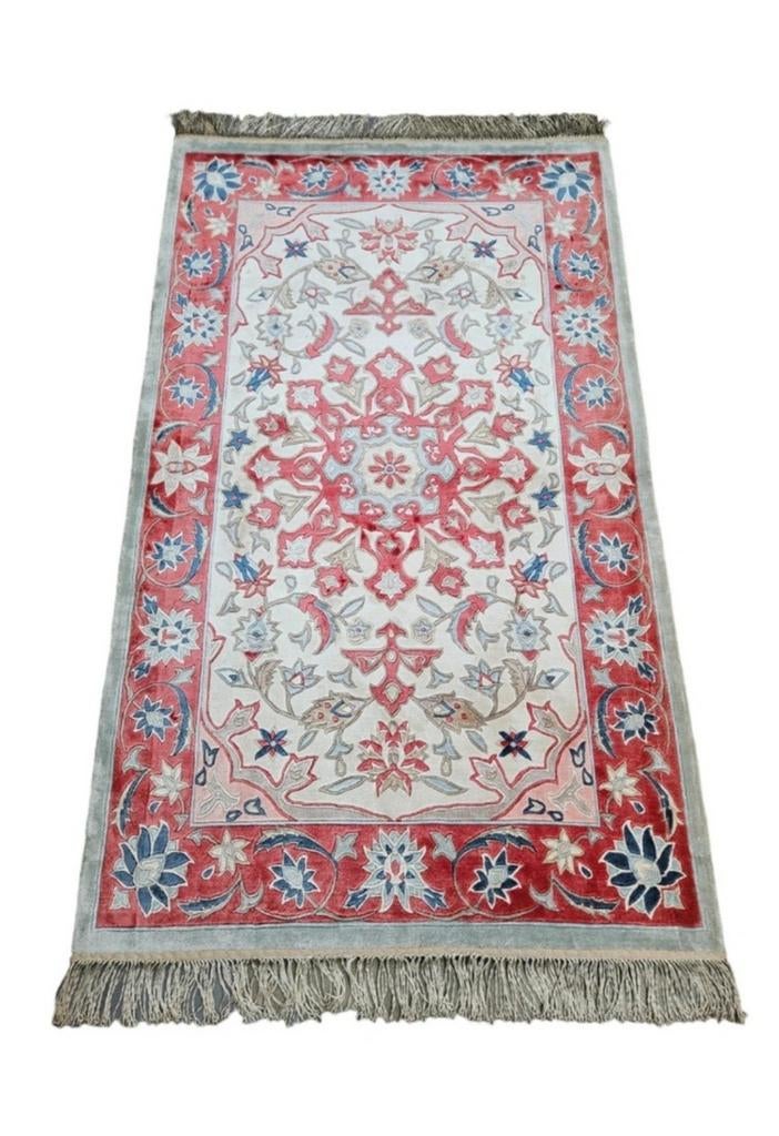 Handgeknoopt orient silk tapijt medallion China 94x155cm, Zo goed als nieuw, HYPE POP-UP, Oosters, Rechthoekig