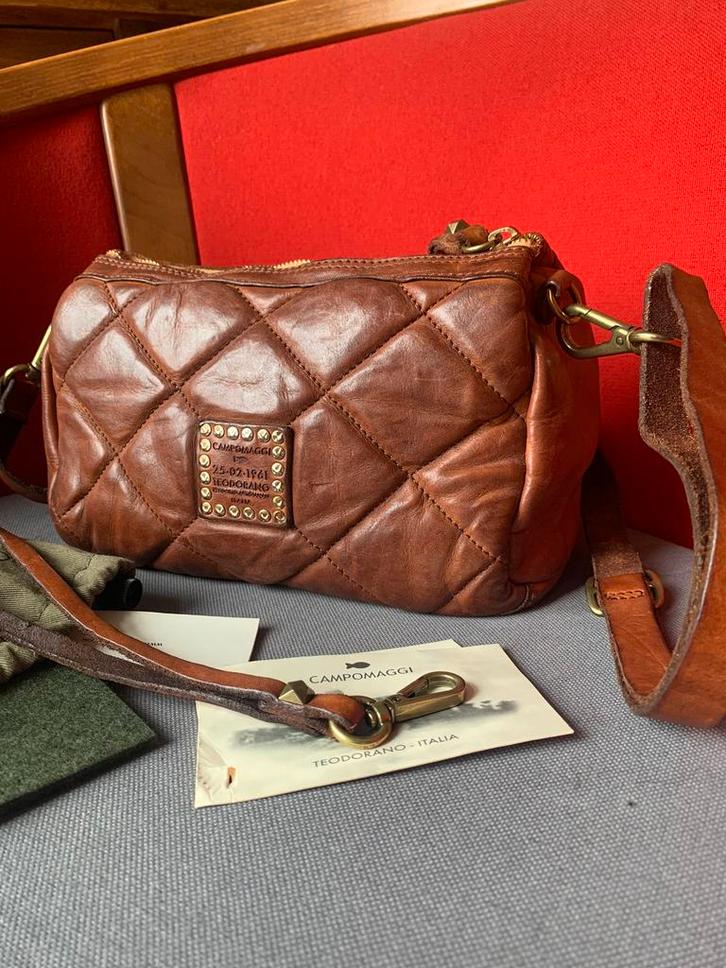 Campomaggi, bruin leren clutch en schoudertas., Sieraden, Tassen en Uiterlijk, Tassen | Damestassen, Zo goed als nieuw, Schoudertasje