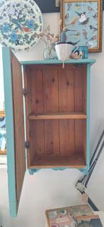 Aqua groen brocante spiegel kastje, grenen hangkastje,, Minder dan 50 cm, Gebruikt, Vintage, Ophalen of Verzenden