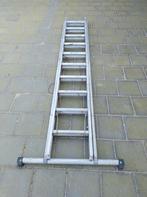 Ladder uitschuifbare ladder 2x10 treden, Doe-het-zelf en Verbouw, Ladders en Trappen, Gebruikt, 4 meter of meer, Ophalen