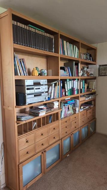 Ruime boekenkast houten ladenkast grenen stellingkast wandka beschikbaar voor biedingen