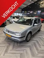 Volkswagen Golf 1.6-16V Trendline, Voorwielaandrijving, Metallic lak, Stof, Zwart
