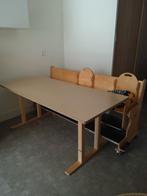 Tafel met bank komt uit kinderdagverblijf, Huis en Inrichting, Ophalen, Gebruikt, 4 tot 6 stoelen