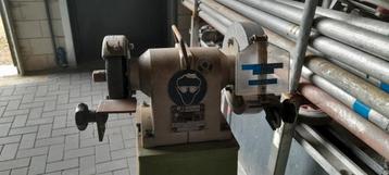 Slijpmachine afbraammachine beschikbaar voor biedingen