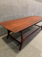 Louis van Teeffelen voor Wébé Vintage Houten Salontafel, Huis en Inrichting, Tafels | Salontafels, Gebruikt, 100 tot 150 cm, Teakhout