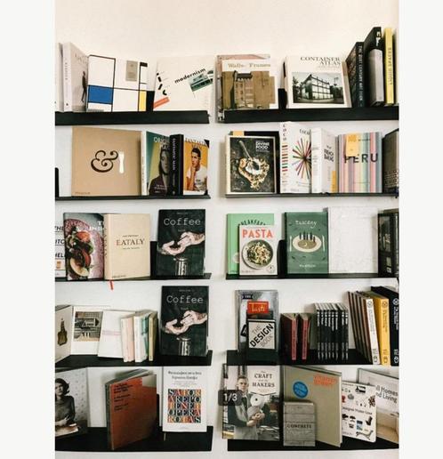 Gezocht: Brede boekenkast voor kinderboeken AlkmaarPas, Huis en Inrichting, Kasten | Boekenkasten, Gebruikt, 150 tot 200 cm, 150 tot 200 cm