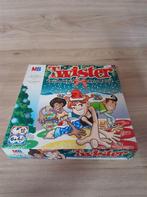 Twister kerst editie - s3686, Hobby en Vrije tijd, Gezelschapsspellen | Bordspellen, Ophalen of Verzenden, Zo goed als nieuw