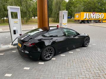 Teslabro’s verlagingsveren en spacers Tesla Model 3 beschikbaar voor biedingen