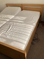 Elektrisch verstelbaar bed, Huis en Inrichting, Slaapkamer | Bedden, Beige, 180 cm, Gebruikt, Ophalen