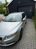 Volvo V70 2.4 D5 136KW AUT 2008 Grijs Youngtimer, 179 €/maand, 2000 kg, V70, Stationwagon