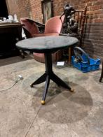 Vintage salontafeltje, 50 tot 100 cm, Rond, Ophalen of Verzenden, Zo goed als nieuw