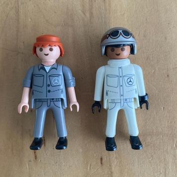 2 PLAYMOBIL Mercedes-Benz 300 SL figuren (70922) beschikbaar voor biedingen