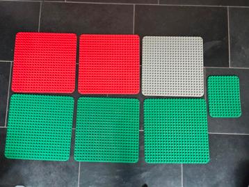 Duplo 10980 grote grondplaat 6x en kleine 1x beschikbaar voor biedingen