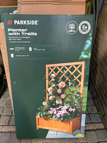 2x nieuw plantenrek met bak beschikbaar voor biedingen