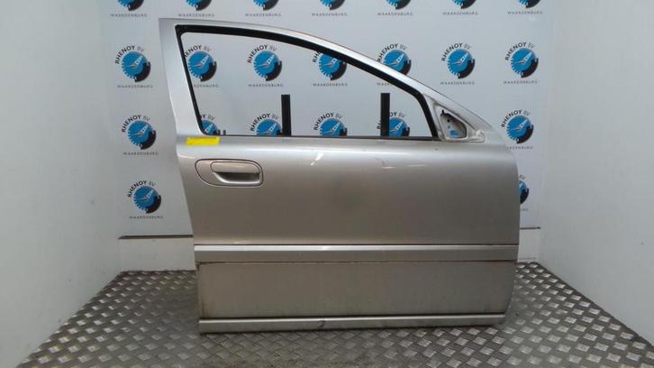VOLVO V70 [R_FRONT_DOOR] 2006, Auto-onderdelen, Carrosserie en Plaatwerk, Deur, Voor, Rechts, Gebruikt, ARN erkend, Stiba lid