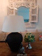 Gave zwarte lamp met beige kap 68 hoog, Ophalen of Verzenden, Zo goed als nieuw, Metaal, 50 tot 75 cm