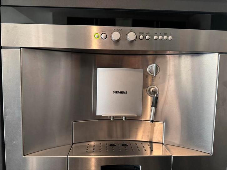 Siemens TK68E571/04 Inbouw Koffiemachine, Witgoed en Apparatuur, Koffiezetapparaten, Gebruikt, Gemalen koffie, Koffiebonen, Koffiemachine