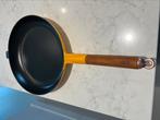Le Creuset La Mama koekenpan 29 cm Marigold heel goed, Huis en Inrichting, Gietijzer, Ophalen of Verzenden, Zo goed als nieuw