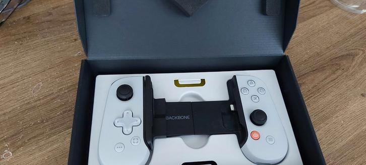 mijn Backbone One PlayStation Edition voor iPhone, Spelcomputers en Games, Spelcomputers | Overige, Zo goed als nieuw, Ophalen of Verzenden