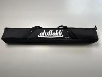 Aluflokk Feederarm bag beschikbaar voor biedingen