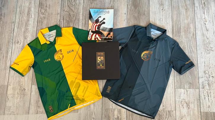 Fortuna Sittard 2018 Jubileum Shirt Collectors Box, Verzamelen, Sportartikelen en Voetbal, Zo goed als nieuw, Shirt, Overige binnenlandse clubs