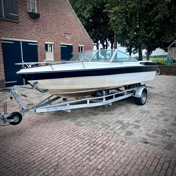 Cobia Spirit speedboot | 35pk Johnson | Ski's | JBL | Zeil, Watersport en Boten, Speedboten, Zo goed als nieuw, 3 tot 6 meter