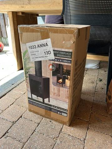 Sfeerhaard beschikbaar voor biedingen